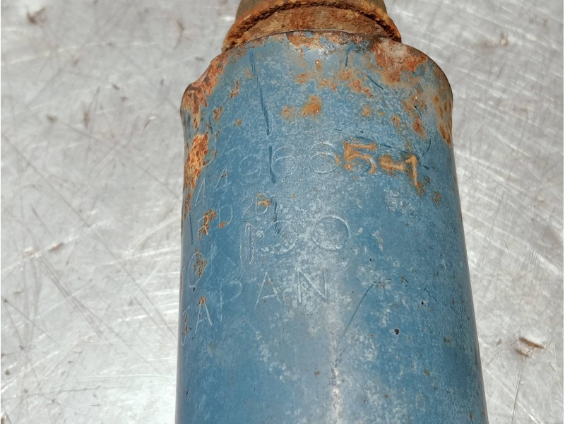 Recambio de amortiguador trasero izquierdo para isuzu trooper referencia OEM IAM 8944496641  