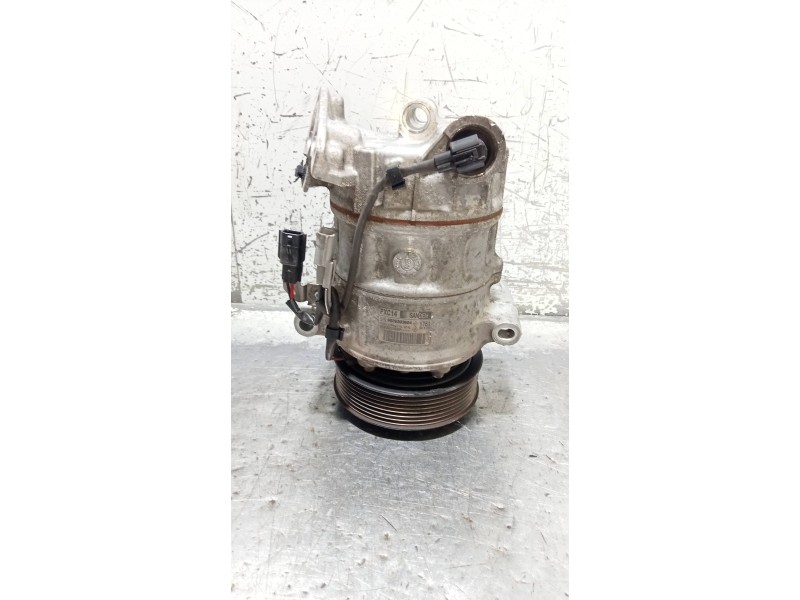 Recambio de compresor aire acondicionado para renault kadjar experience referencia OEM IAM 926001268R 6026303604 