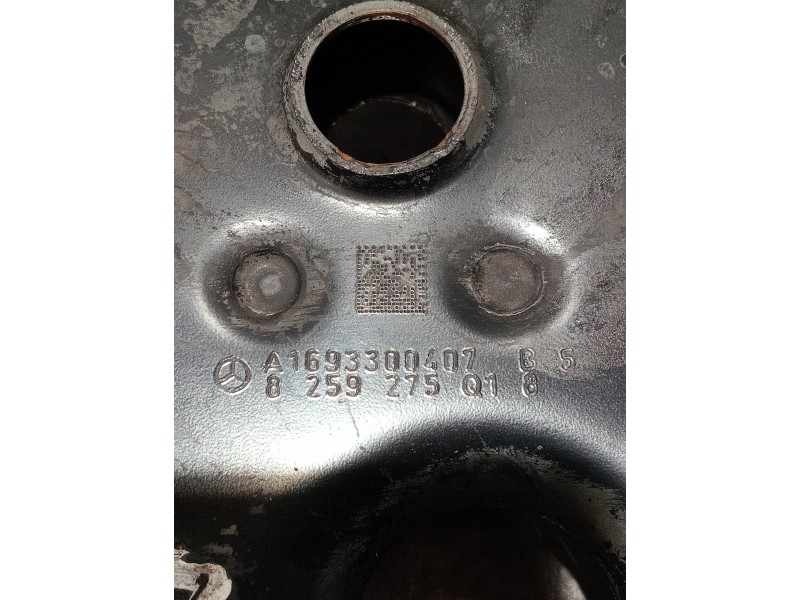 Recambio de brazo suspension inferior delantero derecho para mercedes clase b (w245) referencia OEM IAM A1693300407  