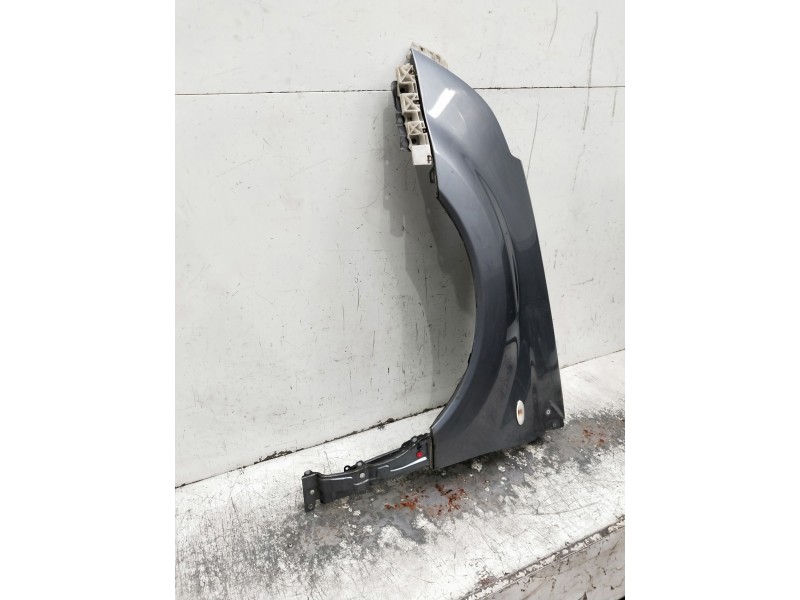 Recambio de aleta delantera izquierda para renault koleos referencia OEM IAM   