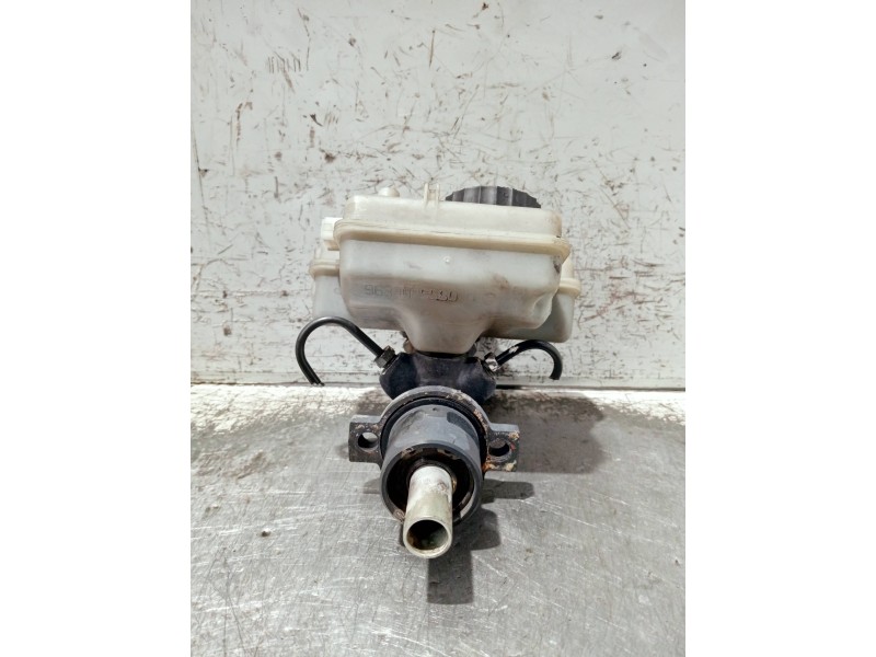 Recambio de bomba freno para citroen saxo referencia OEM IAM 9633025580 311969 