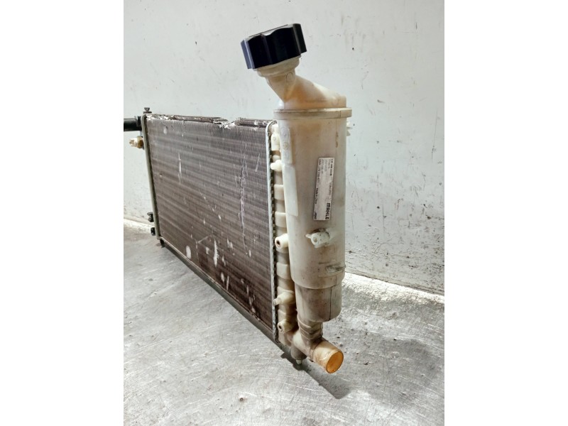 Recambio de radiador agua para citroen saxo referencia OEM IAM CR468000S 8MK376716471 