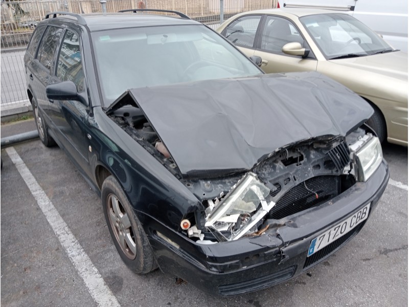 skoda octavia combi (1u5) del año 2002
