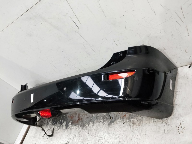 Recambio de paragolpes trasero para mazda 5 berl. (cr) referencia OEM IAM  OJO VER FOTOS TIENE DESPERFECTOS Y LLEVA SENSORES NO 