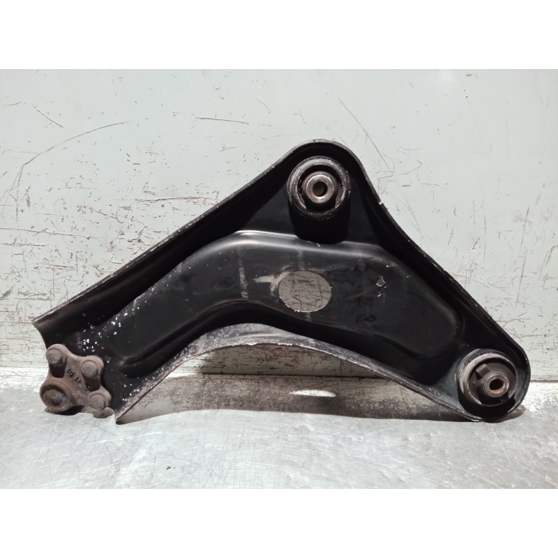 Recambio de brazo suspension inferior delantero derecho para citroen c-elysée referencia OEM IAM   