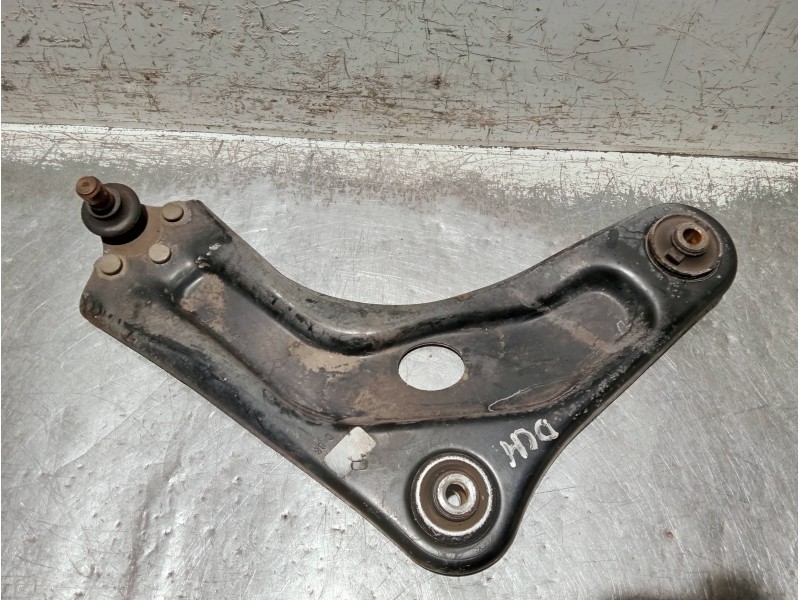 Recambio de brazo suspension inferior delantero derecho para citroen c-elysée referencia OEM IAM   
