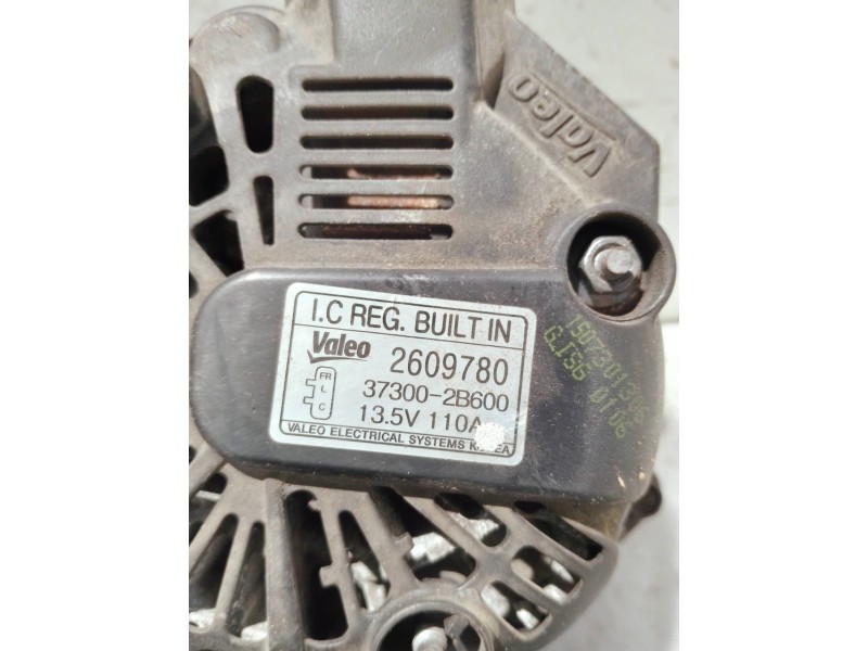 Recambio de alternador para kia sportage referencia OEM IAM 373002B600 2609780 
