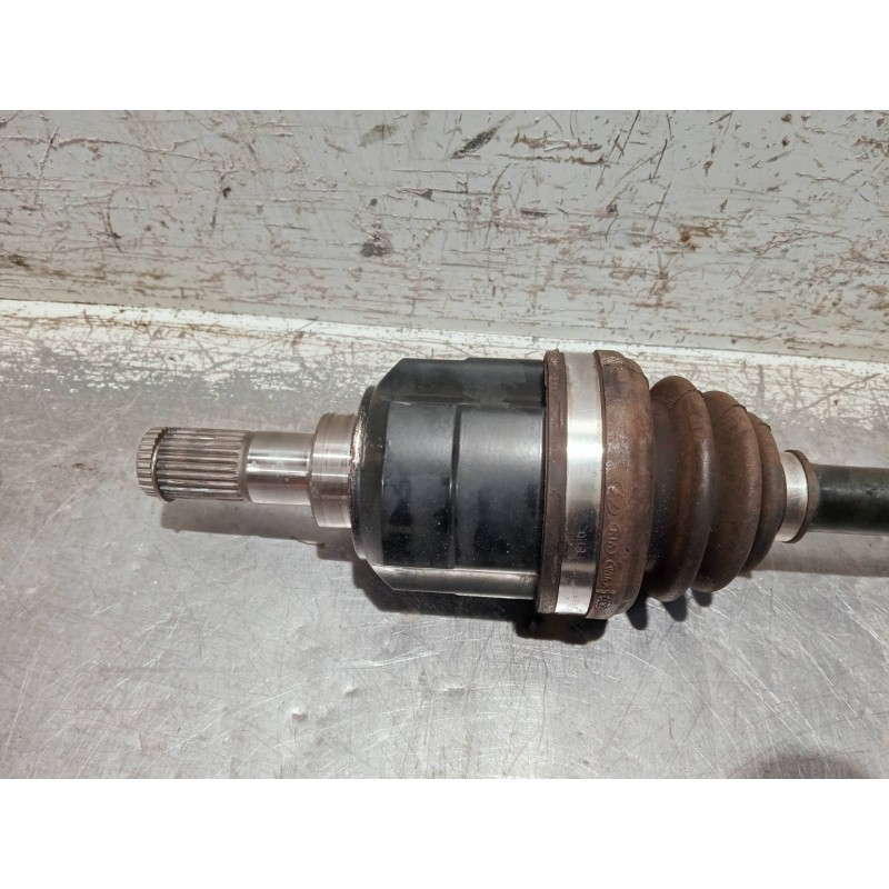 Recambio de transmision delantera izquierda para kia sportage referencia OEM IAM Y830L 495002Y830 