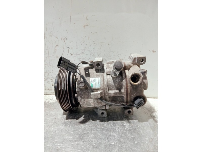 Recambio de compresor aire acondicionado para kia sportage referencia OEM IAM F500BXDAA04  
