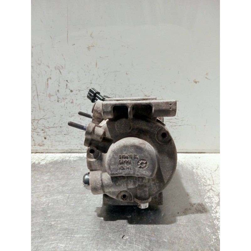 Recambio de compresor aire acondicionado para kia sportage referencia OEM IAM F500BXDAA04  