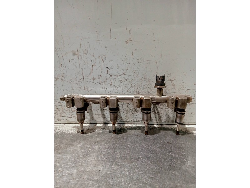 Recambio de rampa inyectora para kia sportage referencia OEM IAM 353502B110 9062040002 