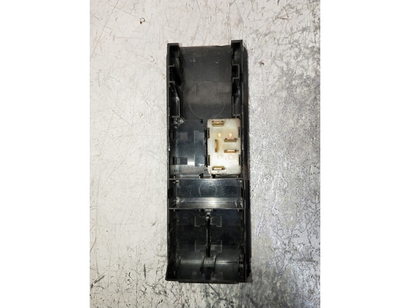 Recambio de mando elevalunas delantero derecho para mercedes vito (w638) combi referencia OEM IAM   5P