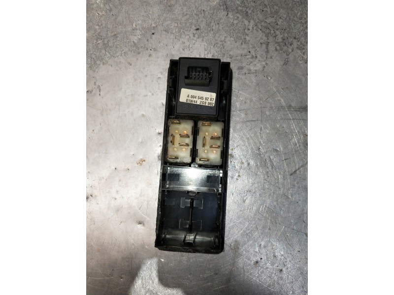 Recambio de mando elevalunas delantero izquierdo para mercedes vito (w638) combi referencia OEM IAM A0045459207  5P