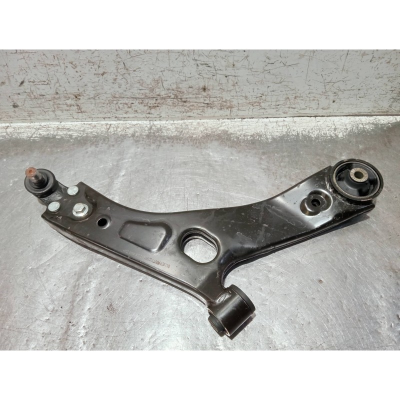 Recambio de brazo suspension inferior delantero derecho para kia sportage referencia OEM IAM ADBP860028  