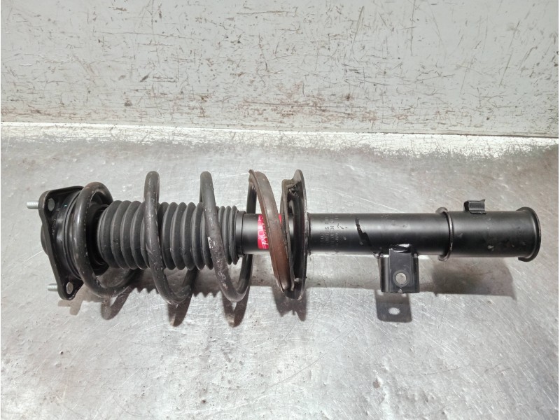 Recambio de amortiguador delantero derecho para kia sportage referencia OEM IAM 339402  