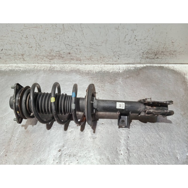 Recambio de amortiguador delantero izquierdo para kia sportage referencia OEM IAM 54651ELSLE  
