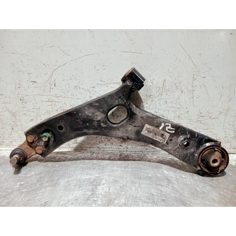 Recambio de brazo suspension inferior delantero izquierdo para kia sportage referencia OEM IAM 545002Y500  