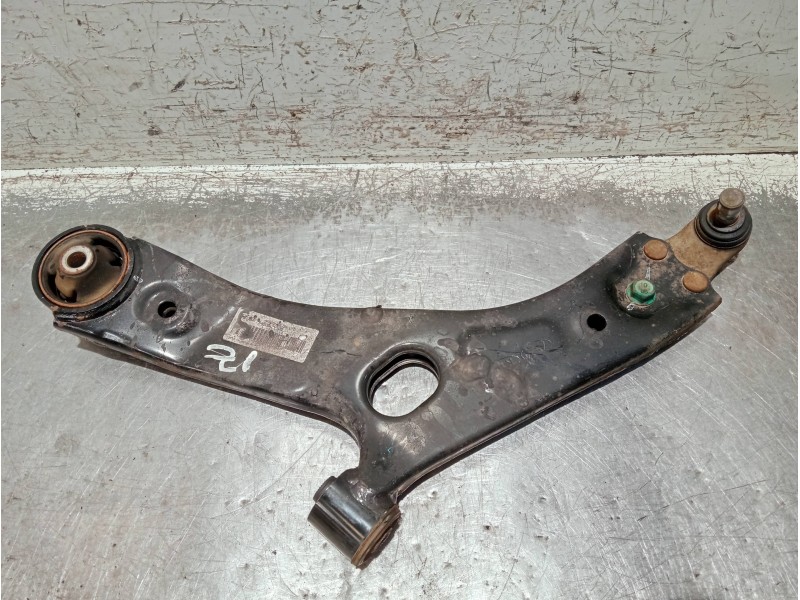 Recambio de brazo suspension inferior delantero izquierdo para kia sportage referencia OEM IAM 545002Y500  