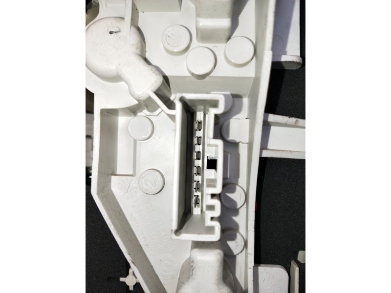 Recambio de piloto trasero izquierdo para bmw serie 1 berlina (e81/e87) referencia OEM IAM 71649550  