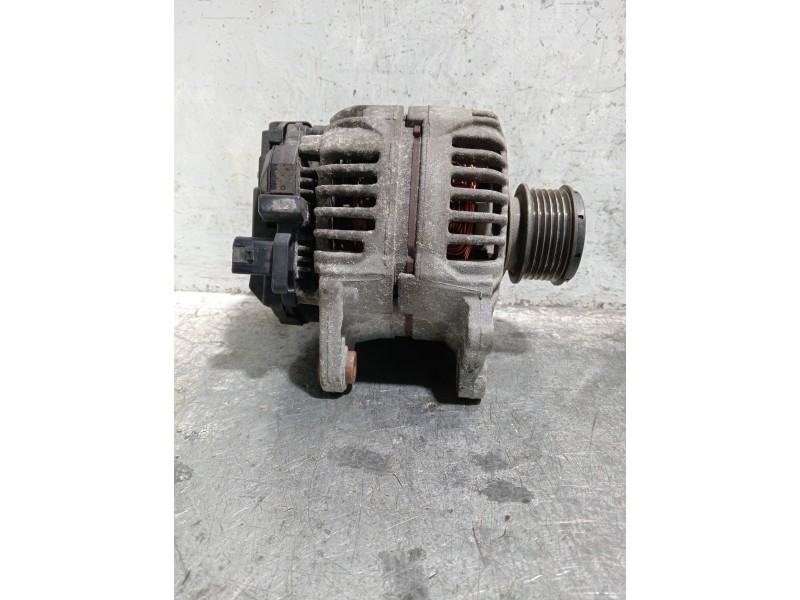 Recambio de alternador para seat ibiza (6l1) referencia OEM IAM 0124315001 038903023K 