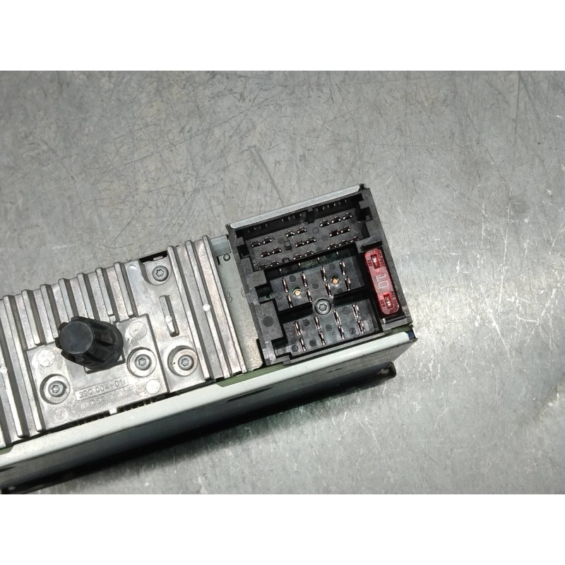 Recambio de sistema audio / radio cd para opel vivaro furgón/combi (07.2006 =>) combi 2.7t l1h1 referencia OEM IAM 281151362R  