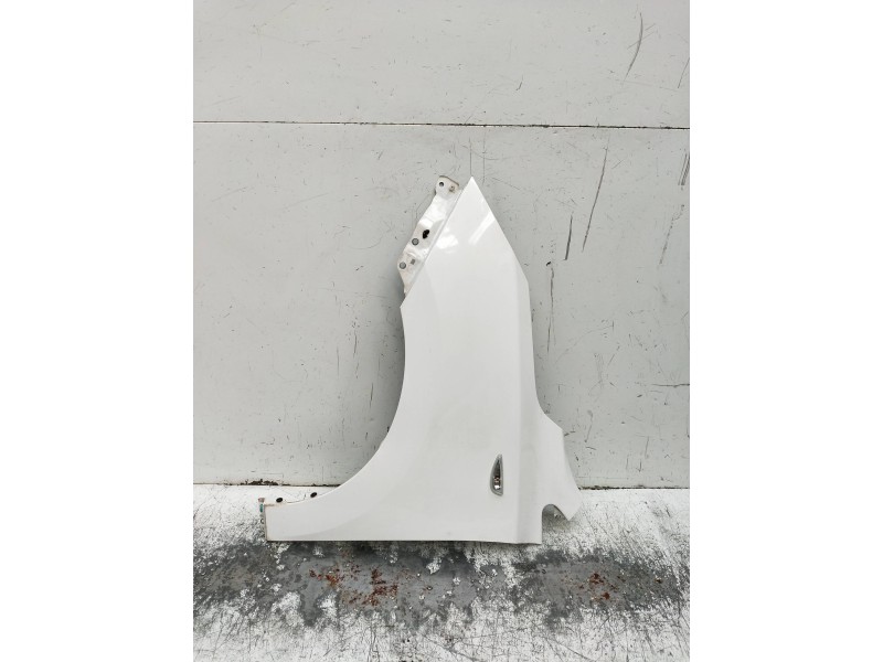 Recambio de aleta delantera izquierda para hyundai ix35 referencia OEM IAM   