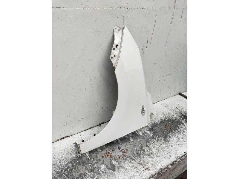 Recambio de aleta delantera izquierda para hyundai ix35 referencia OEM IAM   