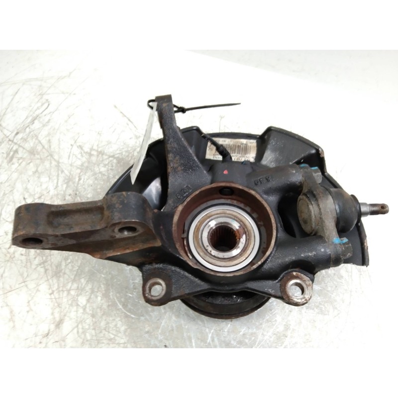 Recambio de mangueta delantera derecha para kia sportage 2.0 cat referencia OEM IAM   