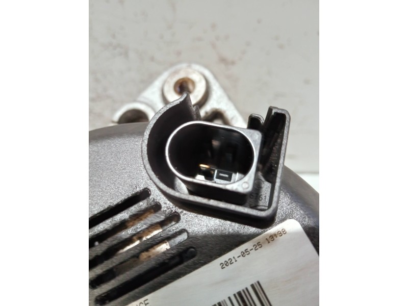 Recambio de alternador para porsche cayenne (typ 92aa) diesel referencia OEM IAM A715553A 305928230500 