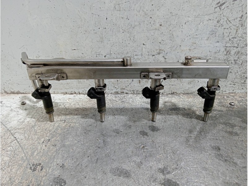 Recambio de rampa inyectora para bmw serie 3 touring (e91) 318i referencia OEM IAM 7530420 7526892 