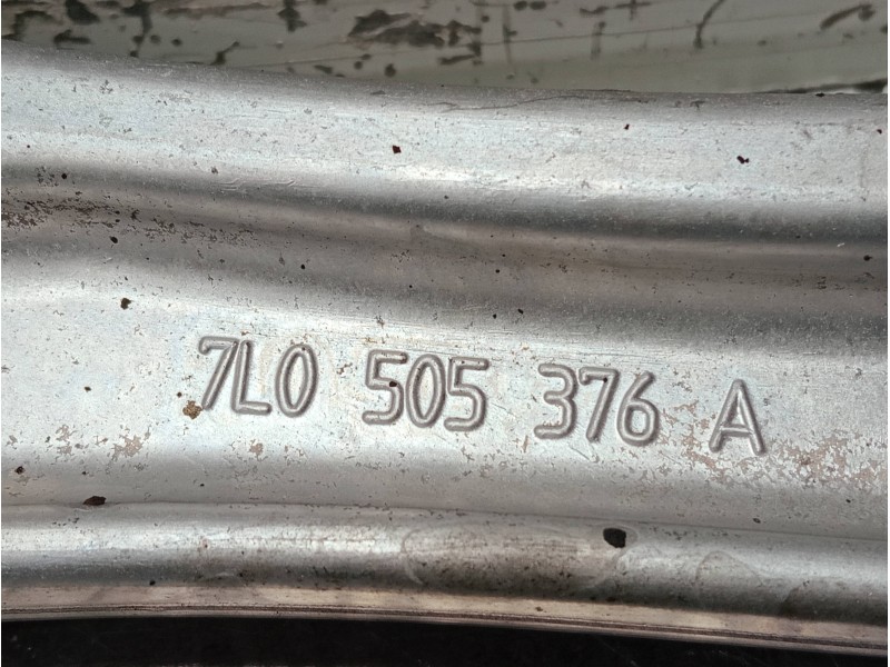 Recambio de brazo suspension superior trasero derecho para porsche cayenne (typ 92aa) diesel referencia OEM IAM 7L0505376A  