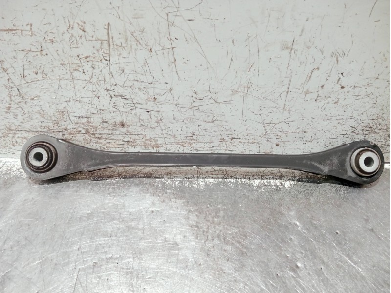 Recambio de brazo suspension superior trasero derecho para porsche cayenne (typ 92aa) diesel referencia OEM IAM 7P0501531  