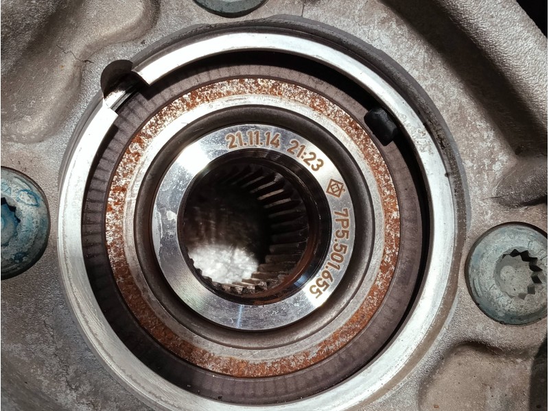 Recambio de mangueta trasera derecha para porsche cayenne (typ 92aa) diesel referencia OEM IAM 7P5501655  