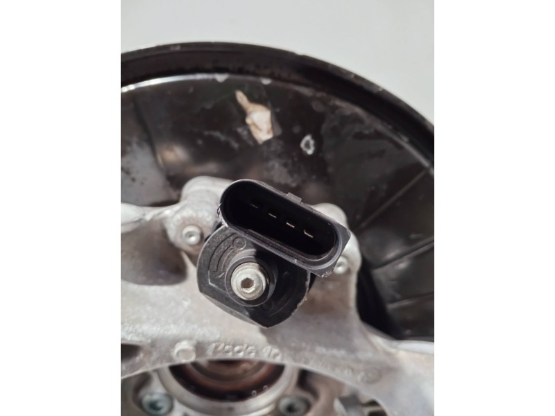 Recambio de mangueta trasera izquierda para porsche cayenne (typ 92aa) diesel referencia OEM IAM 7P5501655  