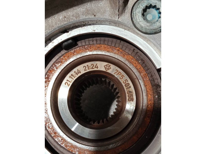 Recambio de mangueta trasera izquierda para porsche cayenne (typ 92aa) diesel referencia OEM IAM 7P5501655  