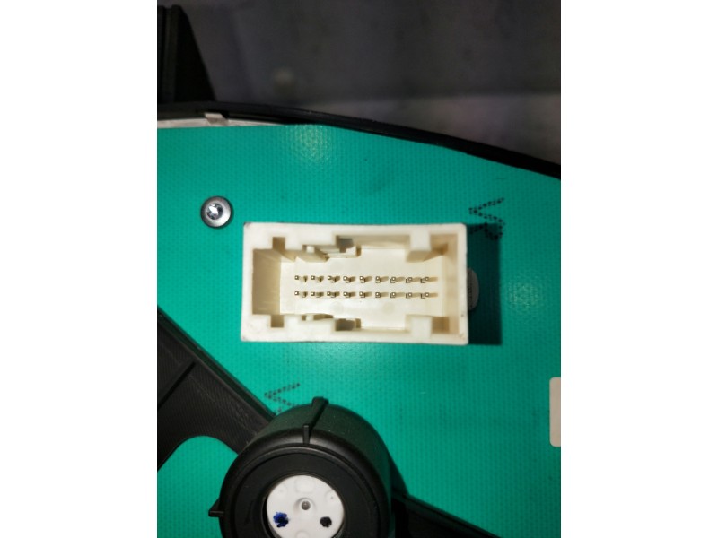 Recambio de cuadro instrumentos para peugeot 206 berlina referencia OEM IAM 9656696680  