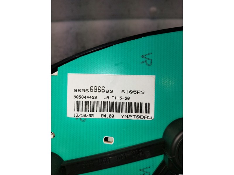 Recambio de cuadro instrumentos para peugeot 206 berlina referencia OEM IAM 9656696680  