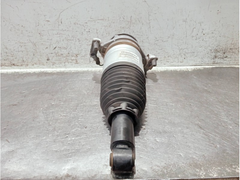 Recambio de amortiguador trasero izquierdo para porsche cayenne (typ 92aa) diesel referencia OEM IAM 7P5616019AP  