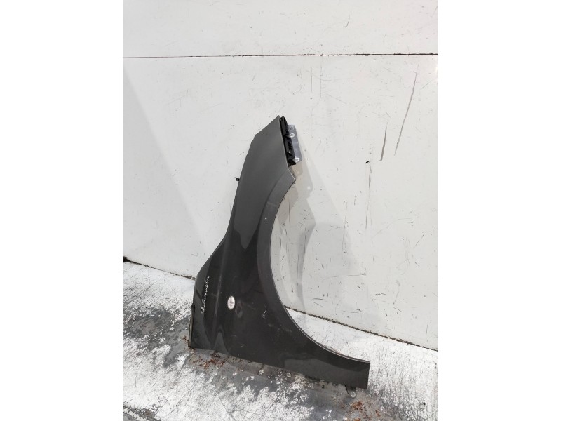 Recambio de aleta delantera derecha para fiat 500 312 1.0 hybrid referencia OEM IAM   