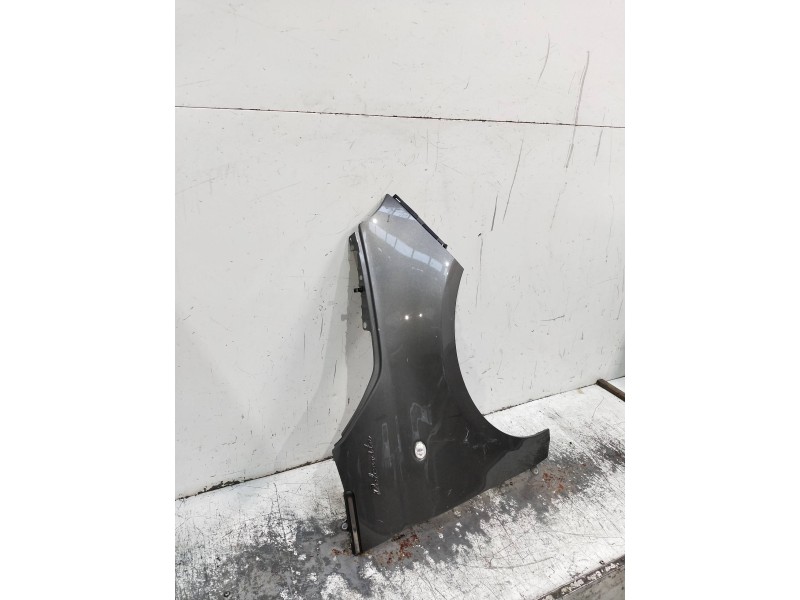 Recambio de aleta delantera derecha para fiat 500 312 1.0 hybrid referencia OEM IAM   