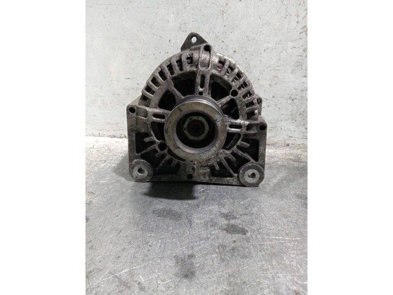 Recambio de alternador para renault scenic ii referencia OEM IAM 8200290215   Recambio de alternador para renault scenic ii referencia OEM IAM 8200290215