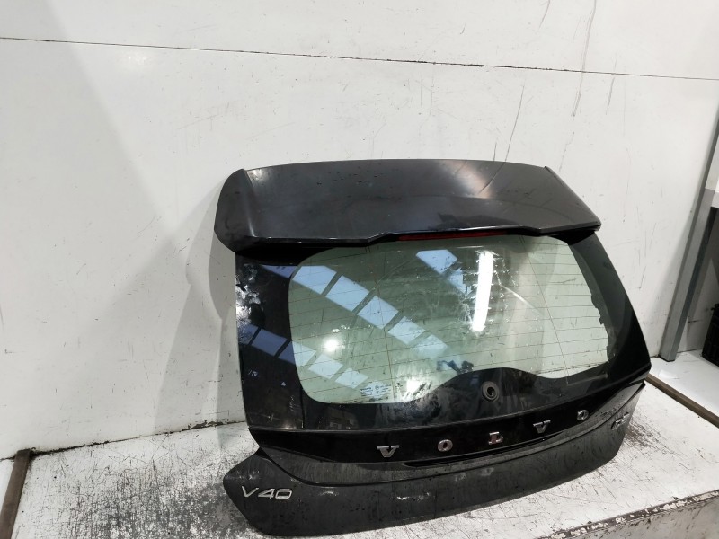 Recambio de porton trasero para volvo v40 referencia OEM IAM   5P