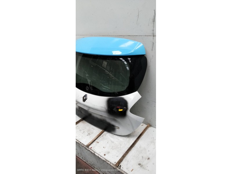 Recambio de porton trasero para renault zoe entry referencia OEM IAM   