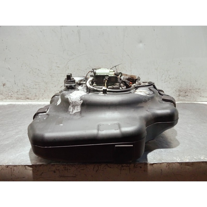 Recambio de deposito combustible para porsche cayenne (typ 92aa) diesel referencia OEM IAM 7P0131878 1029909ZGS ADBLUE