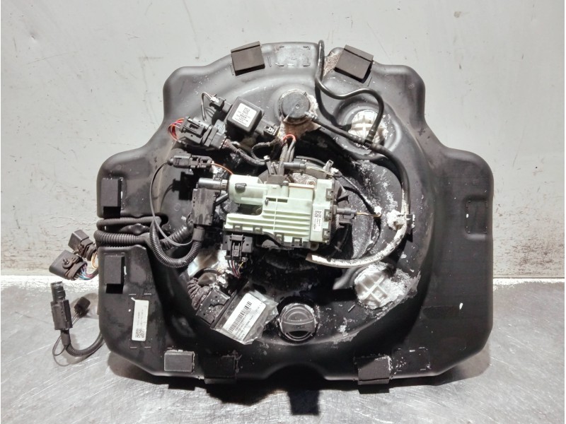 Recambio de deposito combustible para porsche cayenne (typ 92aa) diesel referencia OEM IAM 7P0131878 1029909ZGS ADBLUE