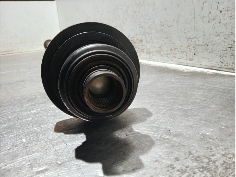 Recambio de transmision central para porsche cayenne (typ 92aa) diesel referencia OEM IAM 7P0521102R TRASERA 