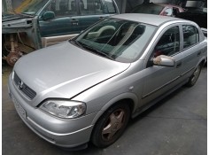 opel astra g berlina del año 1999