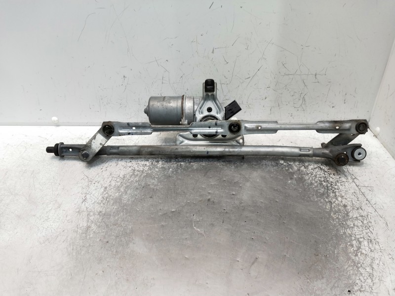 Recambio de motor limpia delantero para chrysler voyager (rg) 2.8 crd cat referencia OEM IAM W000002572 05113043AA 