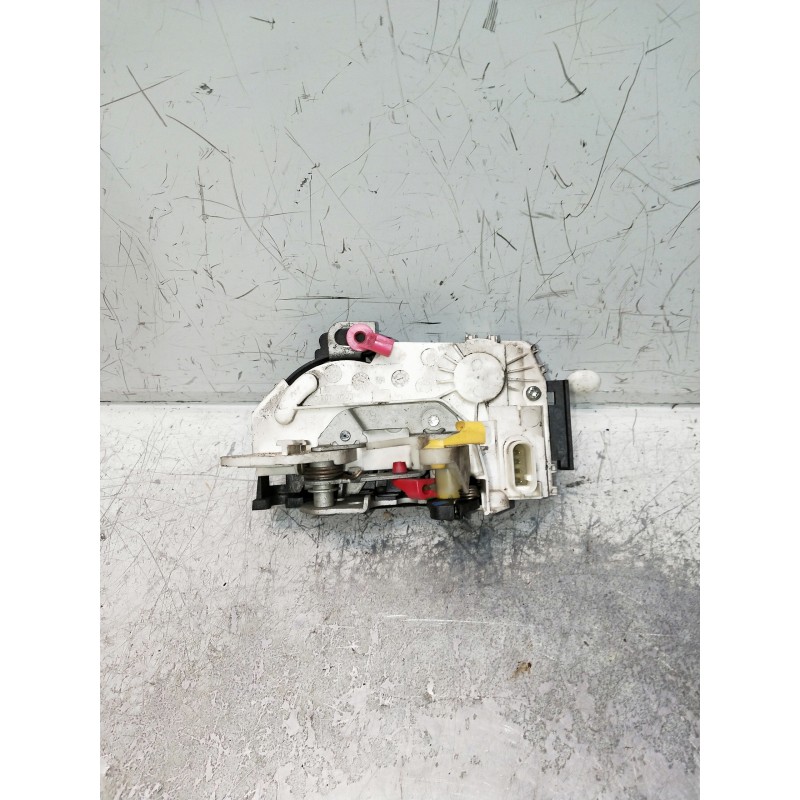 Recambio de motor cierre centralizado delantero izquierdo para chrysler voyager (rg) 2.8 crd cat referencia OEM IAM P04589422AE 