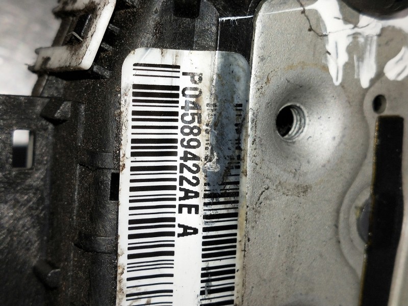 Recambio de motor cierre centralizado delantero izquierdo para chrysler voyager (rg) 2.8 crd cat referencia OEM IAM P04589422AE 